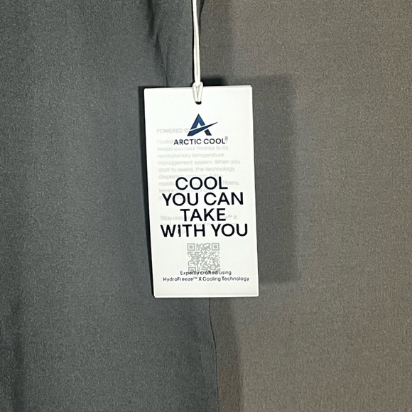 Artic Cool with HydroFreeze Technology - Picture 2 of 4